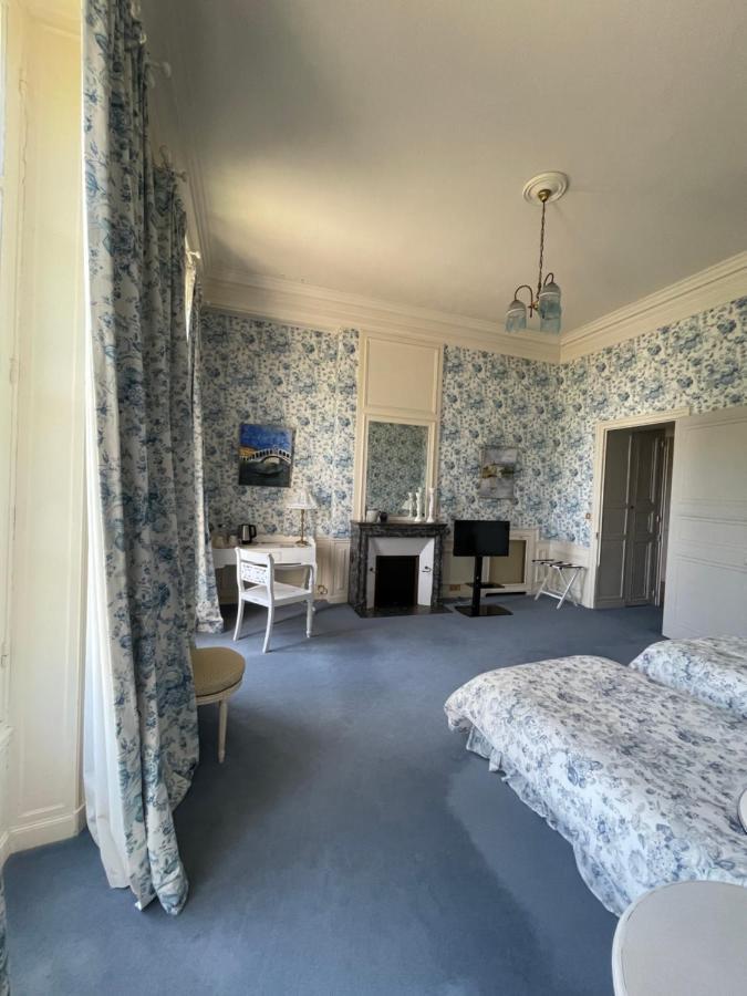 Chateau De Praslins Nogent-sur-Vernisson Esterno foto
